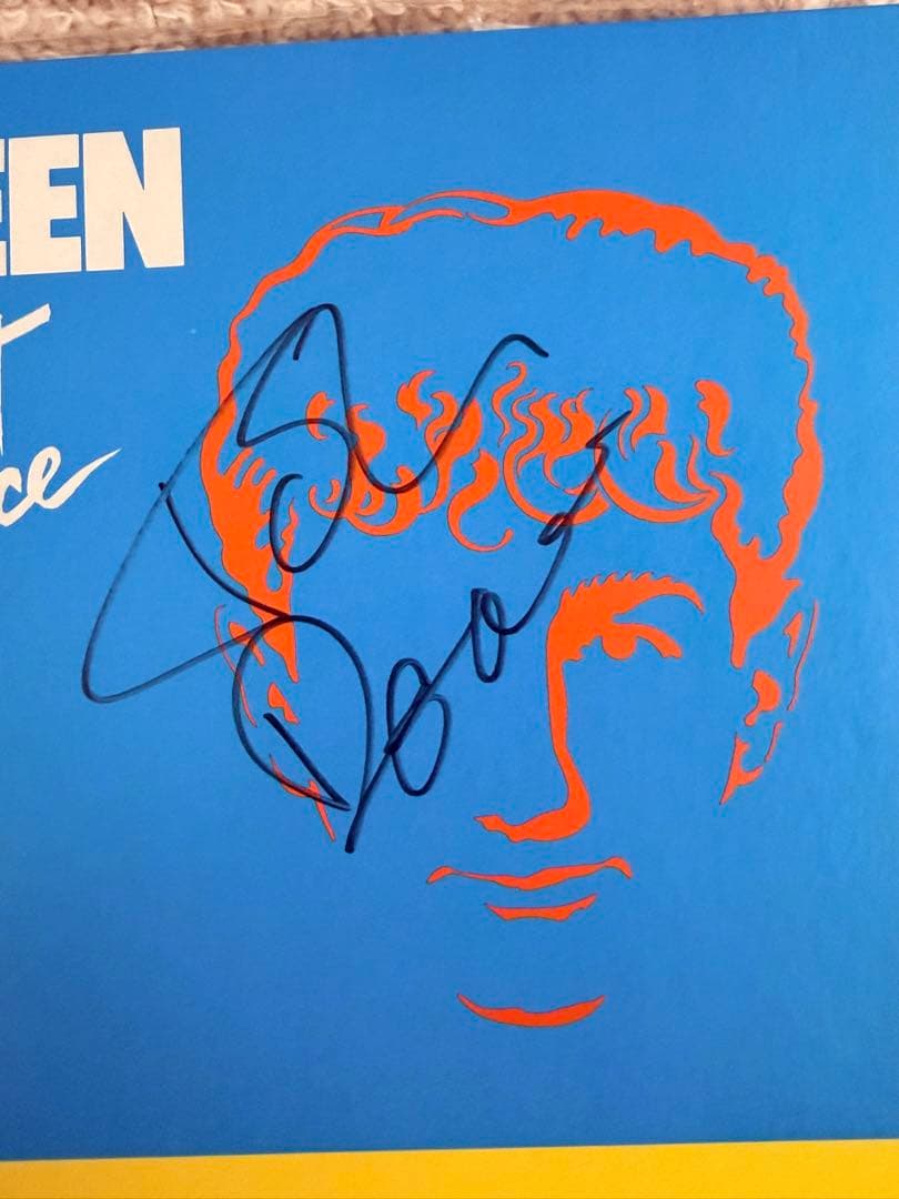 Queen 「Hot Space 」サイン入りLPレコード