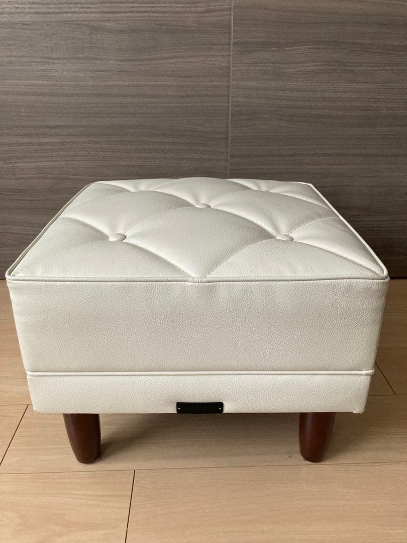 カリモク60 オットマン　ホワイト