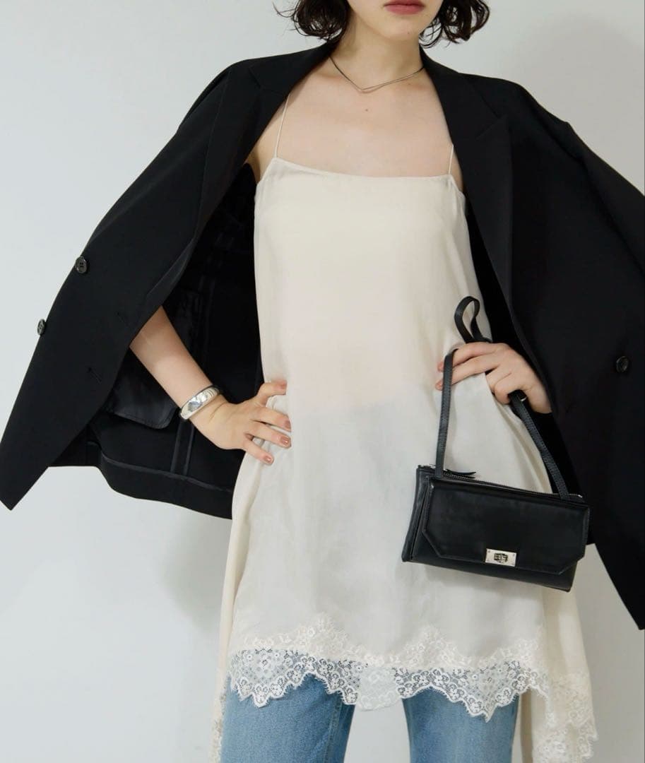 最終価格　新品タグ付き　ガリャルダガランテ　ラウンドヘムキャミチュニック