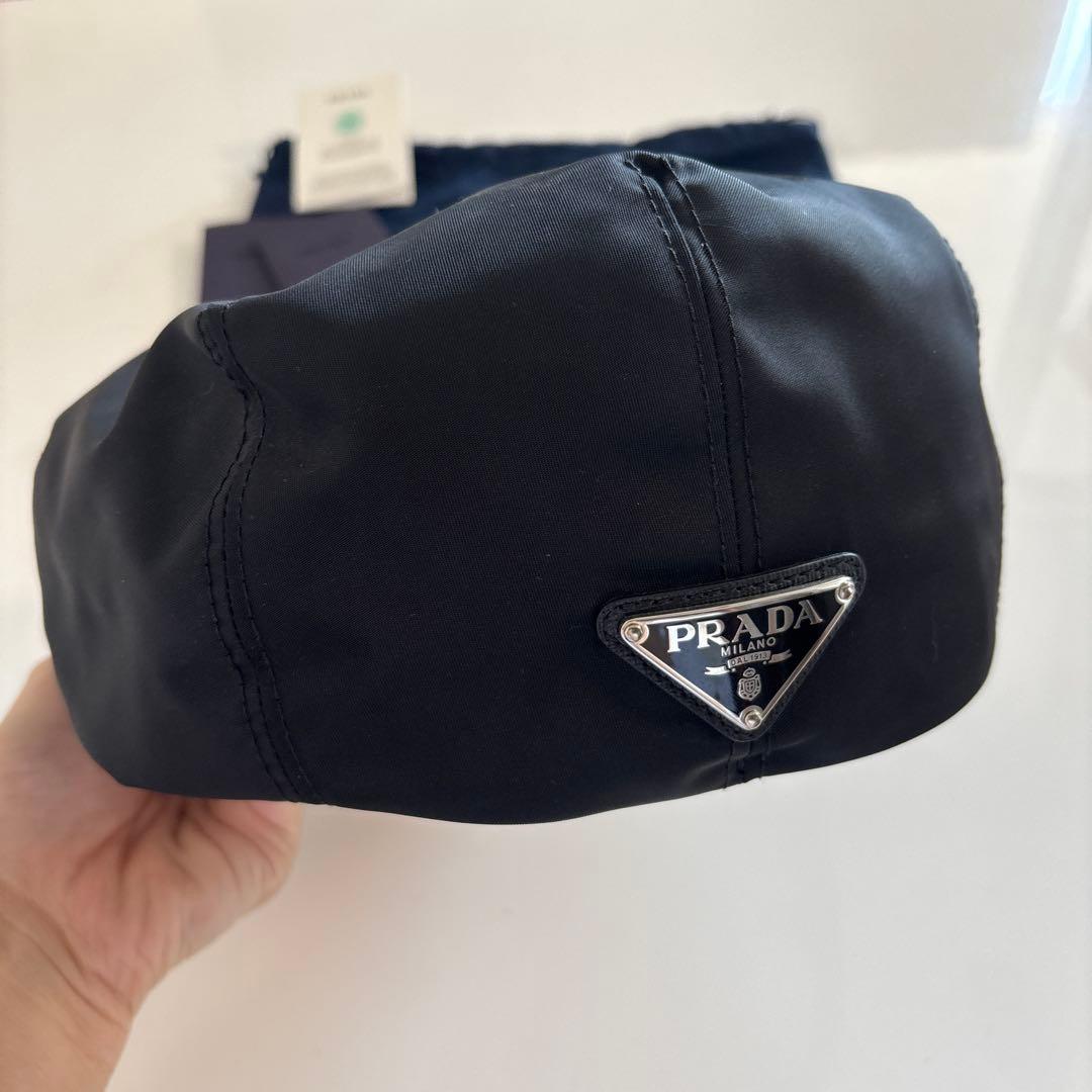 PRADA ブラック ナイロンキャスケット　M