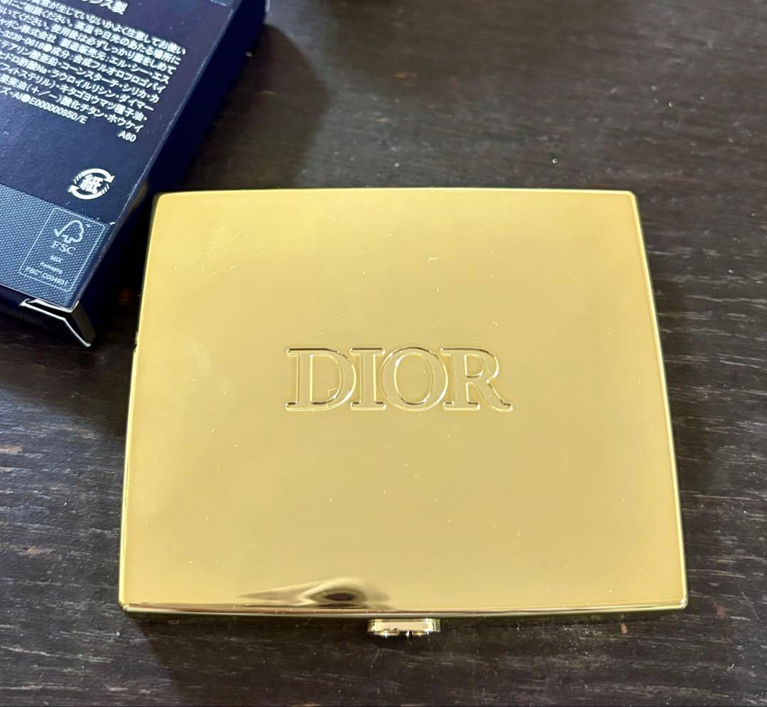 Dior ディオール サンククルール　912 プラムパレード　アイシャドウ