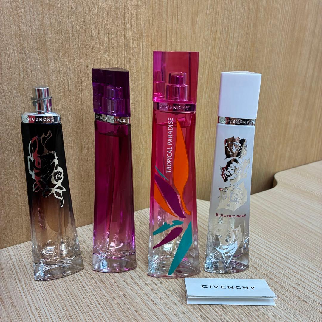 □ジバンシイ　ヴェリィ イレジスティブル ジバンシイ 　4点セット　①