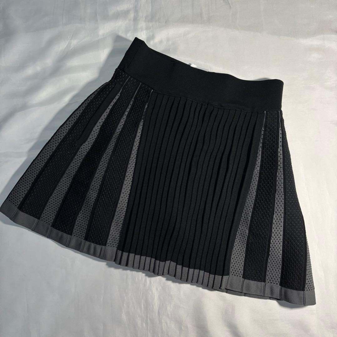 未使用　adidas ゴルフ　ネックモックチェック　プリーツ　セットアップ