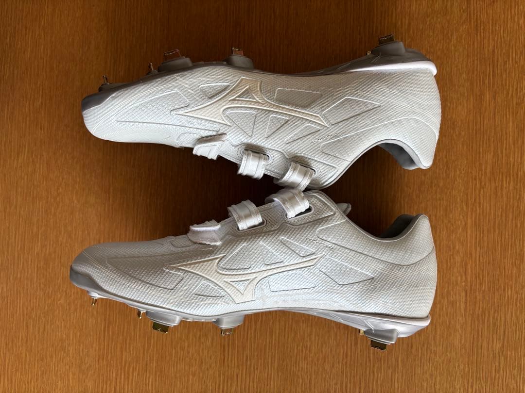 値下 野球 新品 ミズノ スパイク ベルト 硬式　11GM221101 28cm