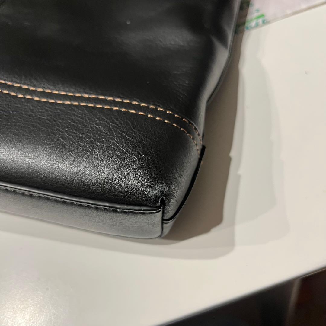 美品　COACH レザー　ブラックショルダーバッグ