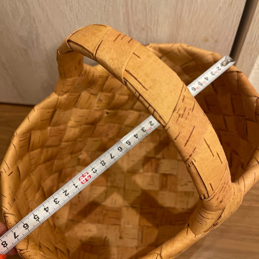 ロシア作家様引退！！の希少価値の白樺かご