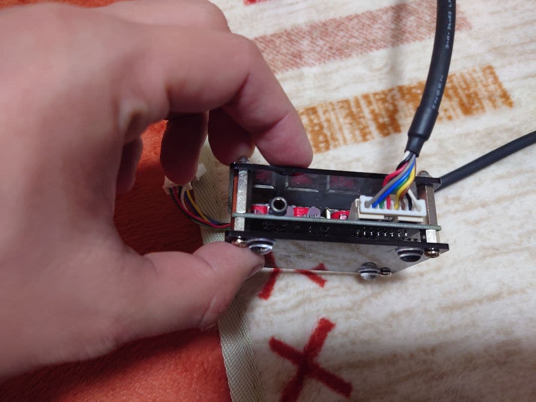 イヤホンコンバーター　4ch ハーネス付き