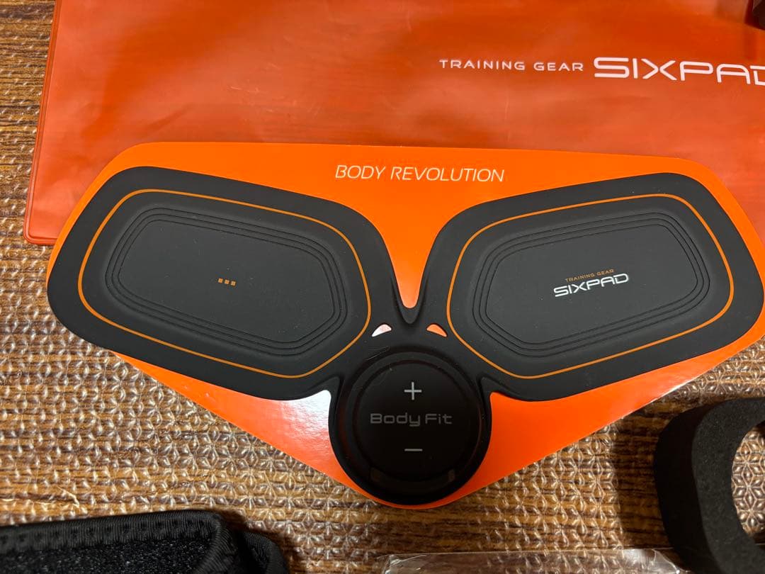 SIXPAD Abs Fit2&body fit2 充電式　EMSトレーニング