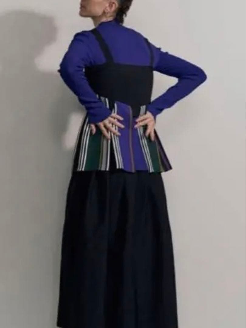 un3d アンスリード マルチストライプニットビスチェ