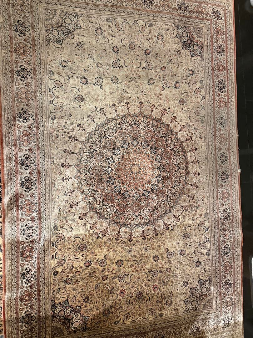 極上 イスファハン シルク ペルシャ絨毯 メダリオン 白地 245×155cm