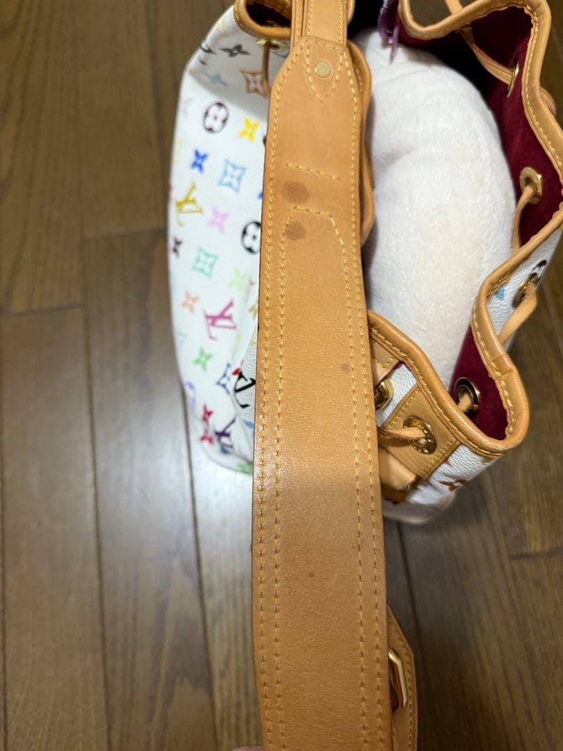 Louis Vuitton バケットバッグ ホワイト/マルチカラー