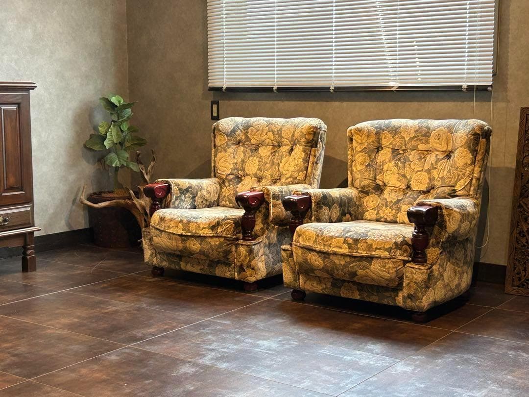 左側　金華山織　ベロア生地　ヴィンテージ　ソファ　アンティーク　レトロ　IZ