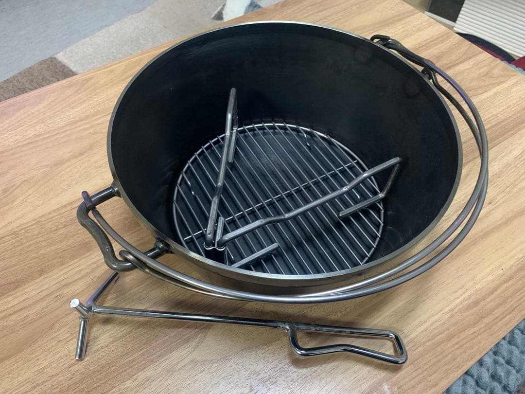 ユニフレーム12inchダッチオーブン ケースの他アクセサリー3点付き