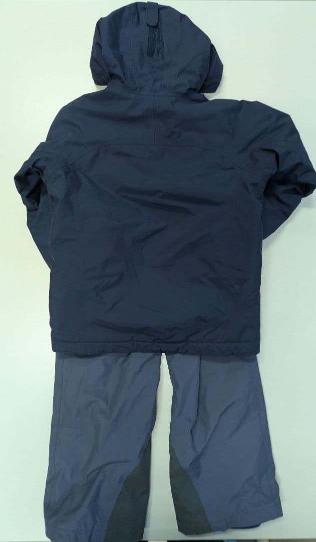 上130下140 モンベル　スノーウェア