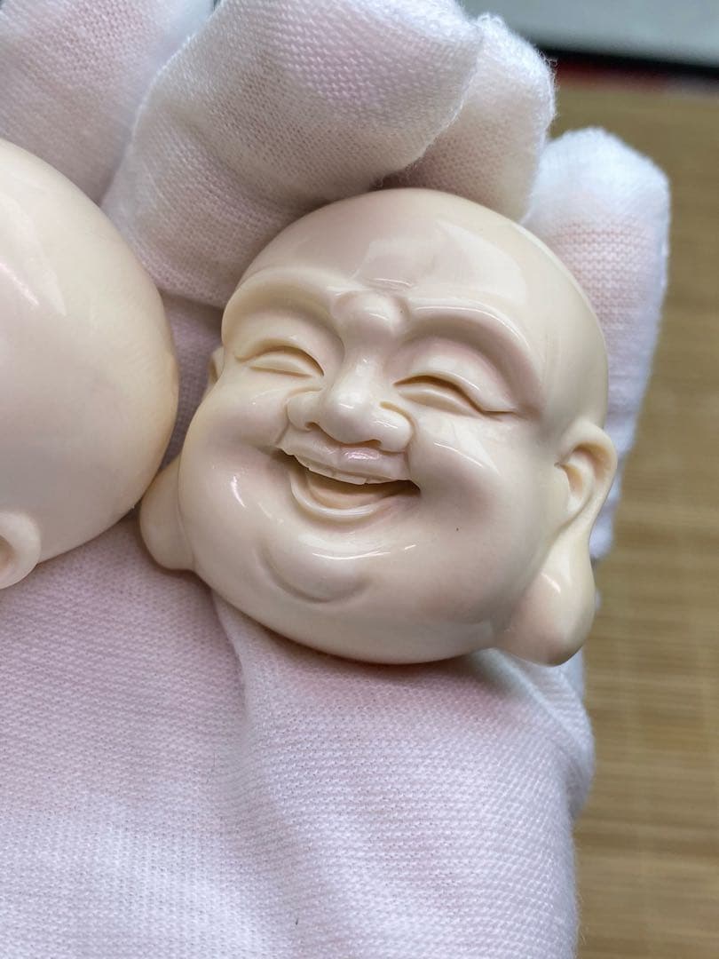 天然マンモス牙美しい手作り彫刻 弥勒仏頭 保健球