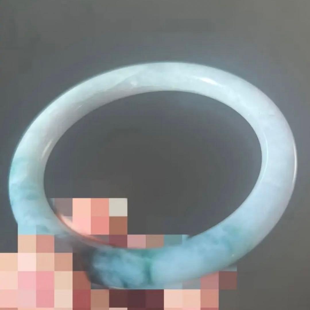 翡翠バングルA貨　無処理　ミャンマー産天然翡翠バングル　本翡翠バングル　ヒスイ