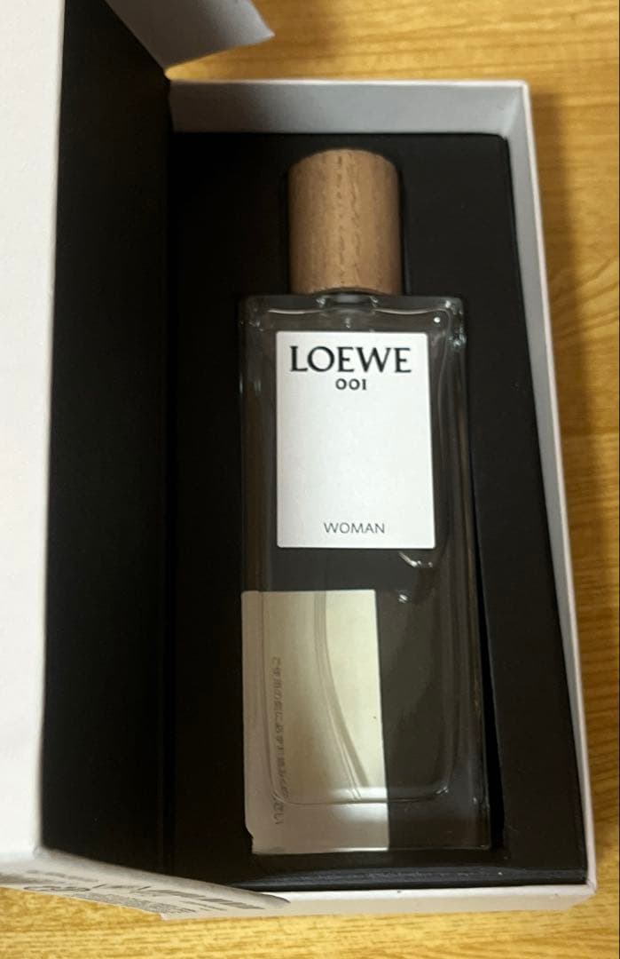 香水(女性用) LOEWE 001 WOMEN Eau de Parfum 50mL