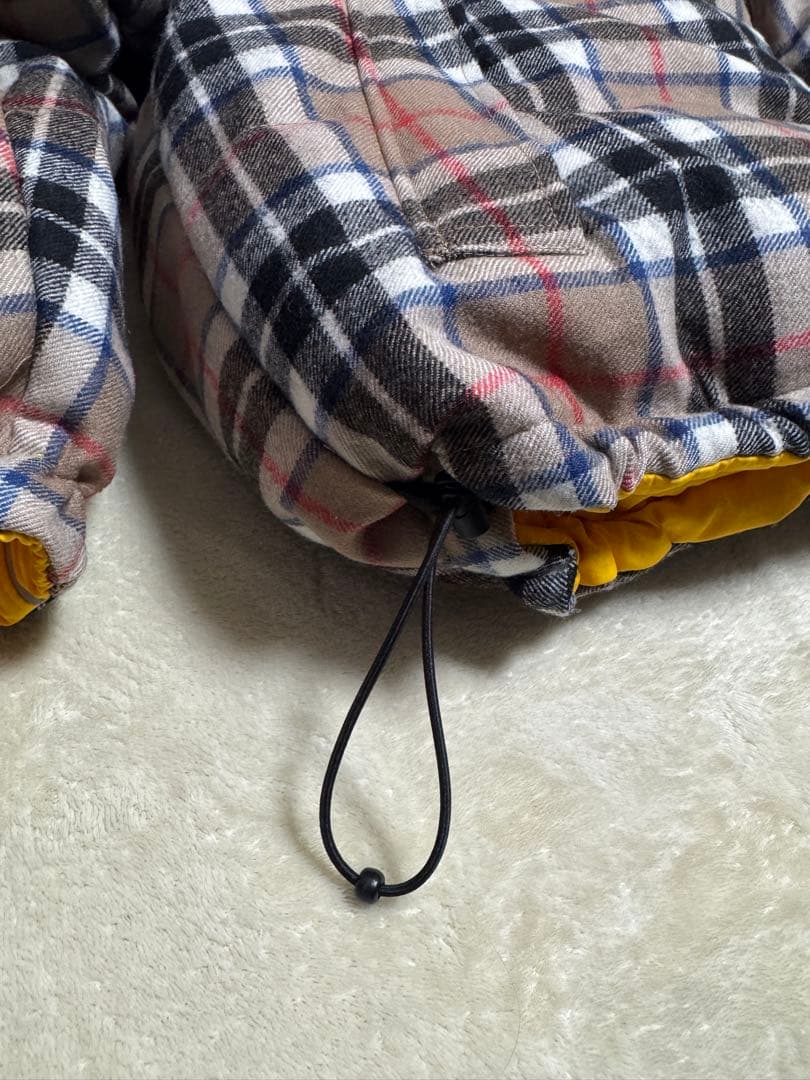 自*人様 Supreme Reversible Puffer Jacket Ye