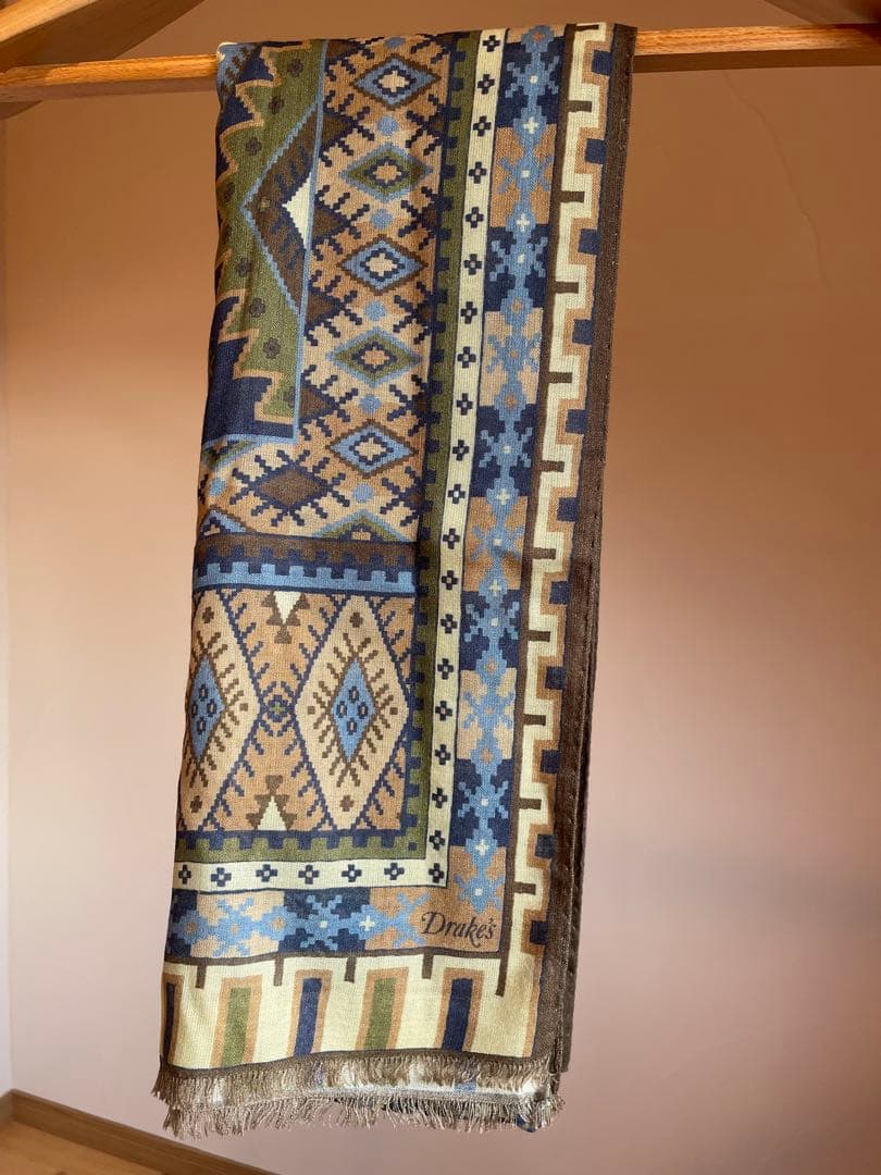 小物 Drake's scarf