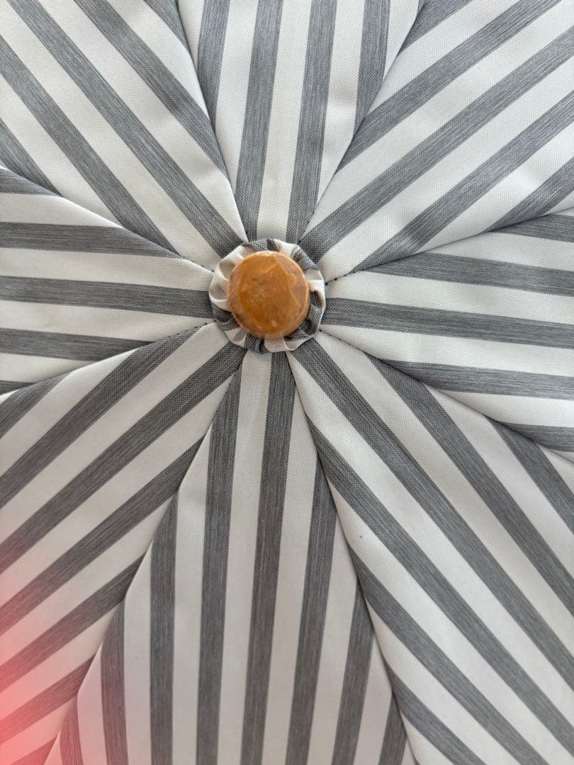 ストライプ柄フリル付き日傘　サンバリア100
