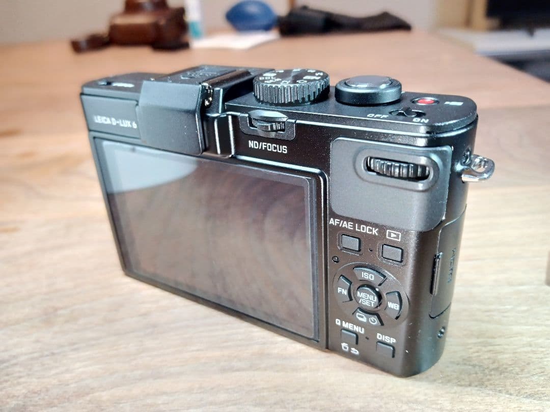 正*蔵様 【カメラケース+メンテナンスキット付き】Leica D-LUX6【返金