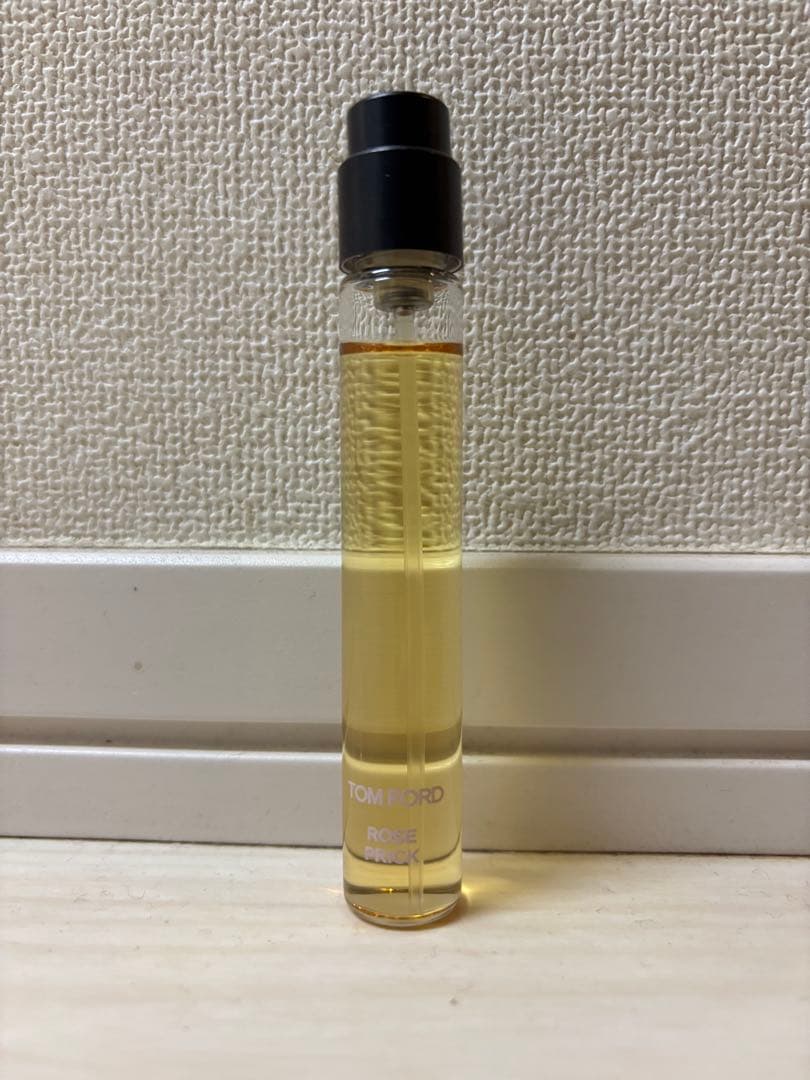 TOM FORD ローズプリック　トムフォード トラベルスプレー