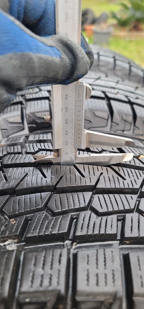 値下げ　ヨコハマ スタッドレス アイスガードG075 17inホイール4本セット