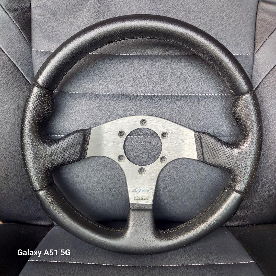 MOMO RACE　ステアリング　32ф