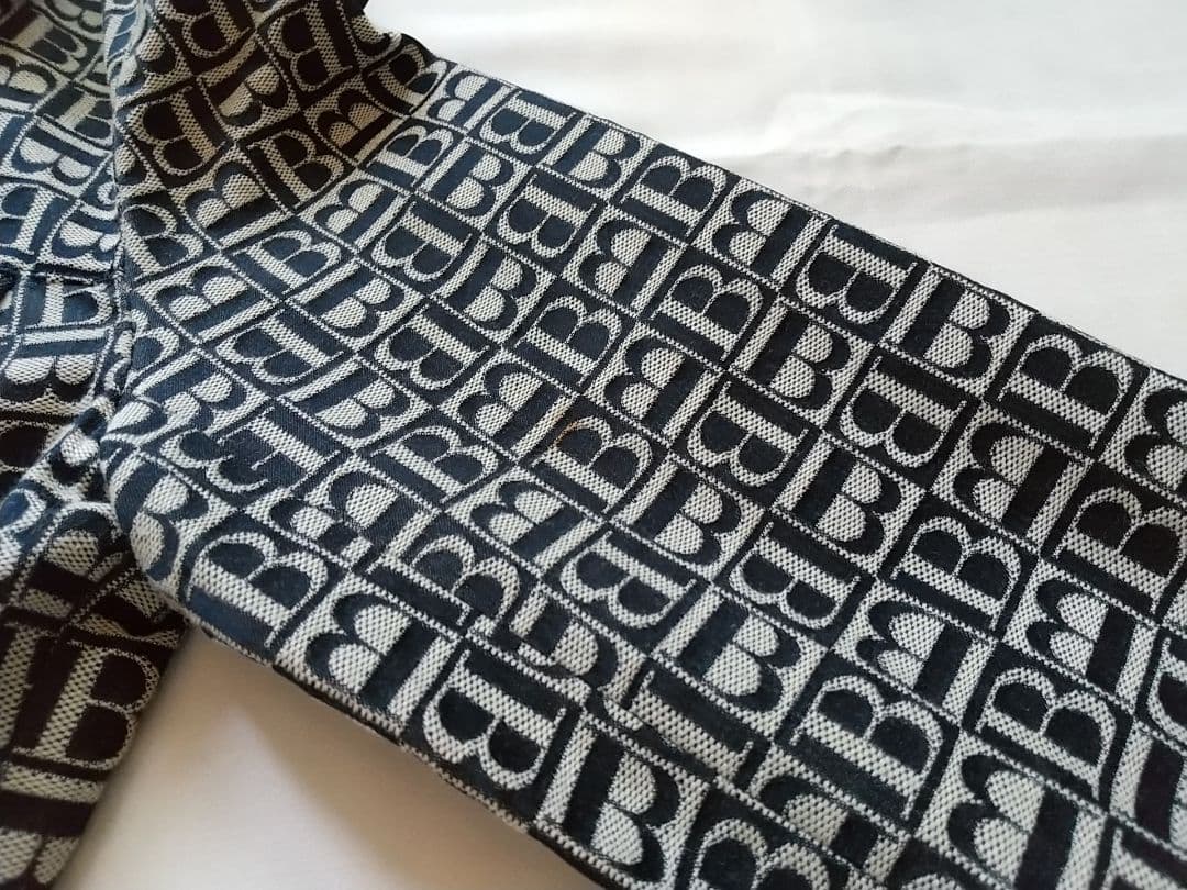 ※Mimiさん※バーバリー　ロゴＧジャン