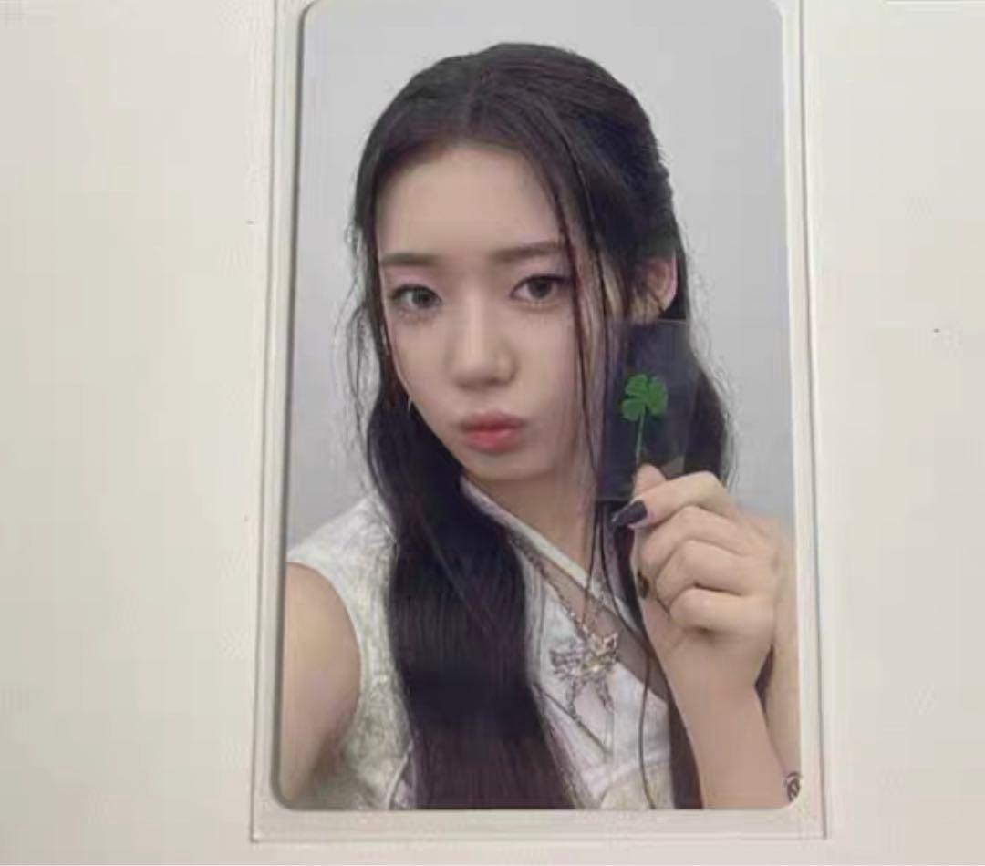 BABYMONSTER ローラ weverse 当選者80枚限定 トレカ