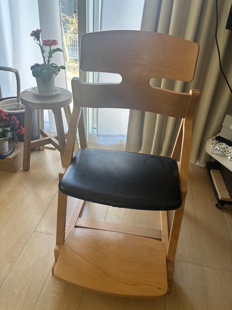 定価55000円〜　座面防水　豊橋木工 アップライトチェア 学習椅子 ハイチェア