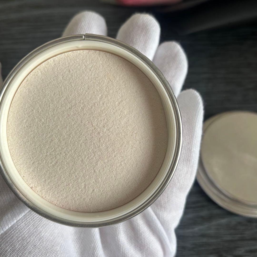 新品未使用GUERLAIN ゲラン　メテオリットビーユN°2 クリアーとブラシ