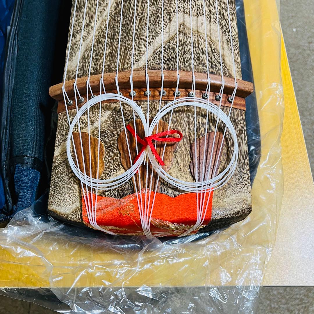 ゼンオン 全音 文化箏 ミニ短琴 短箏13弦ソフトケース付き　和楽器