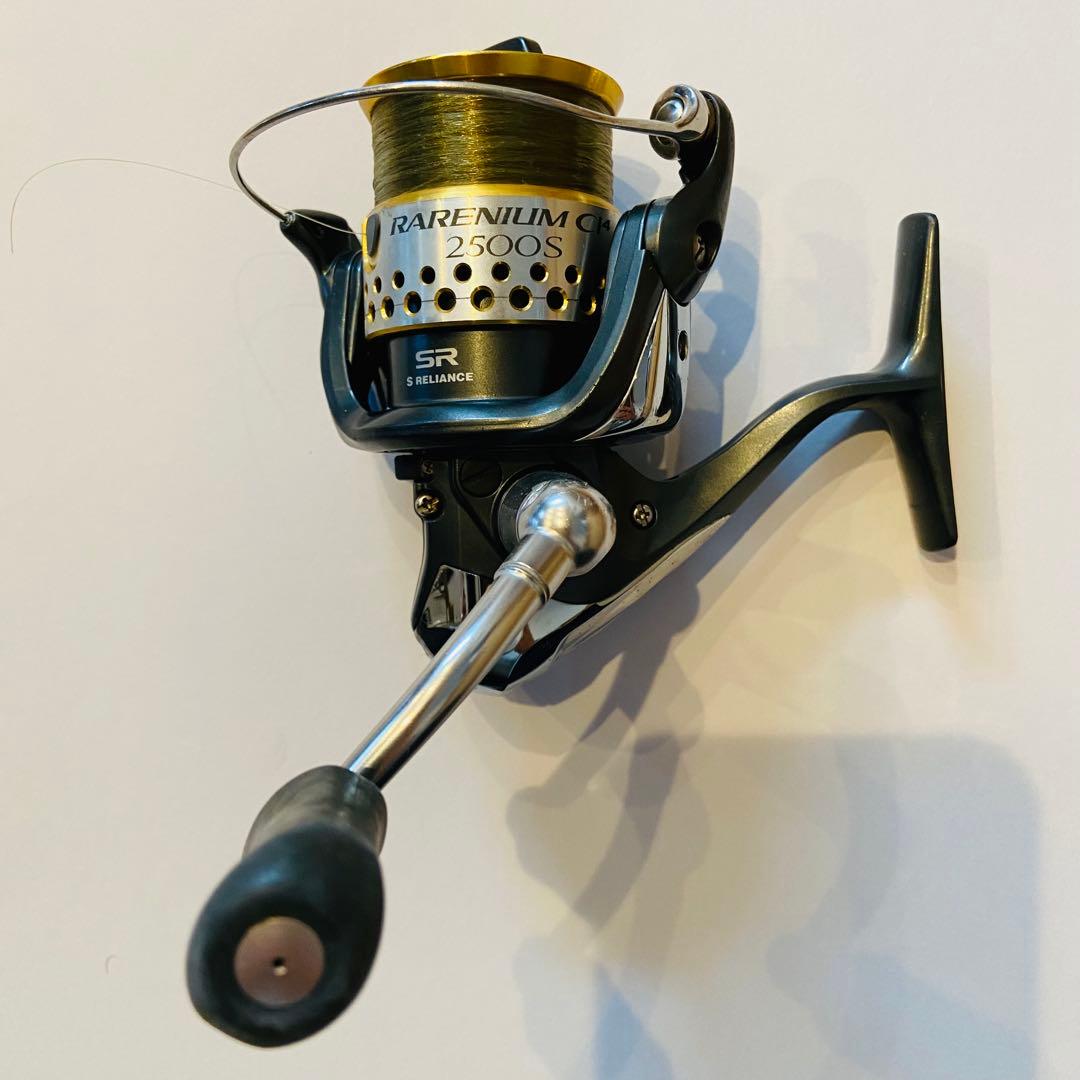 Rarenium CI4 2500S スピニングリール