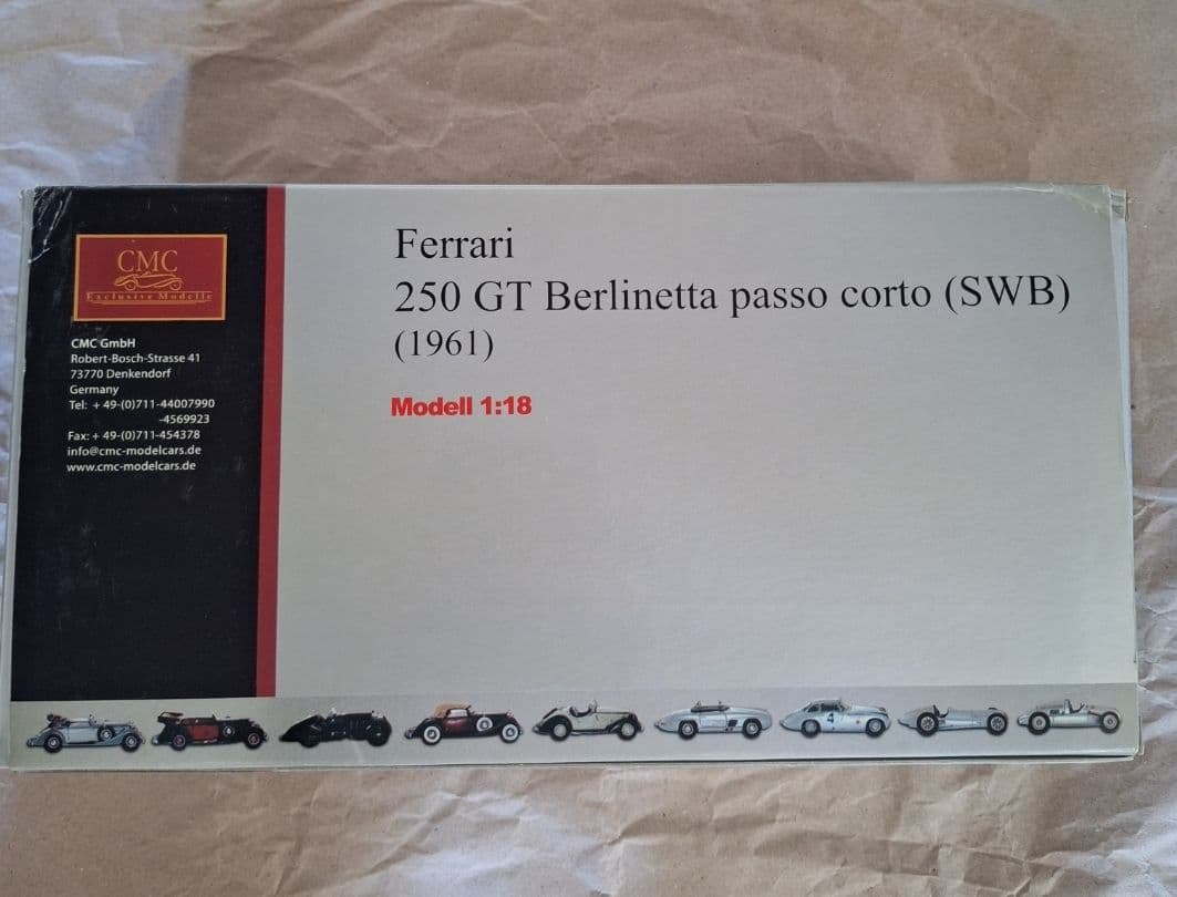 CMC フェラーリ 250GT Berlinetta (SWB) 1/18