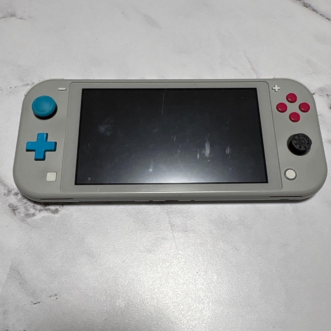 Nintendo Switch lightザシアン・マゼンタ