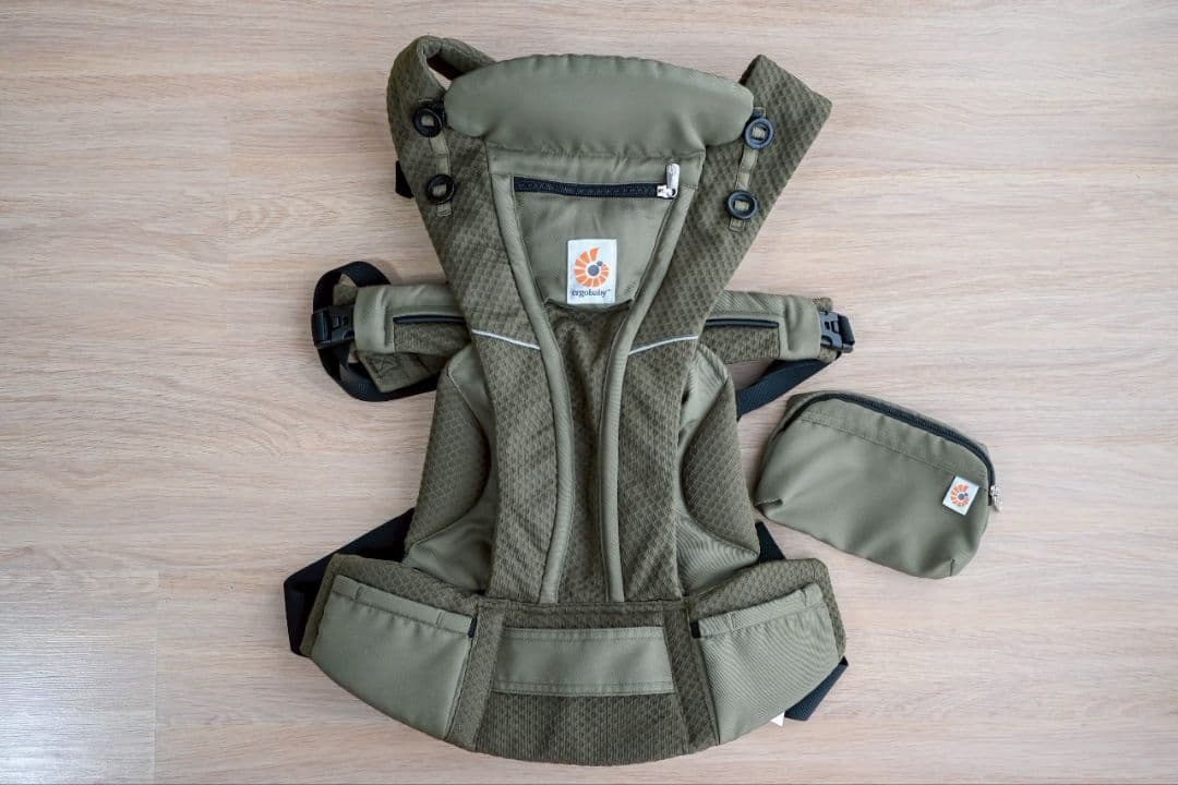 エルゴベビー 抱っこひも オリーブグリーン　オムニブリーズ