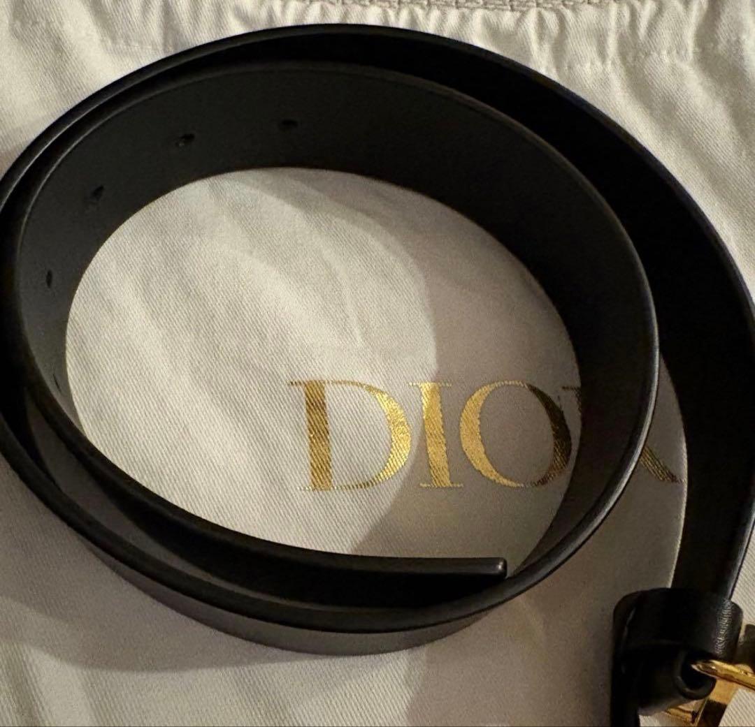 Dior ブラック レザーベルト ゴールドバックル