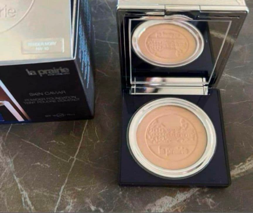 ラ・プレリー SC パウダーファンデーション NW10