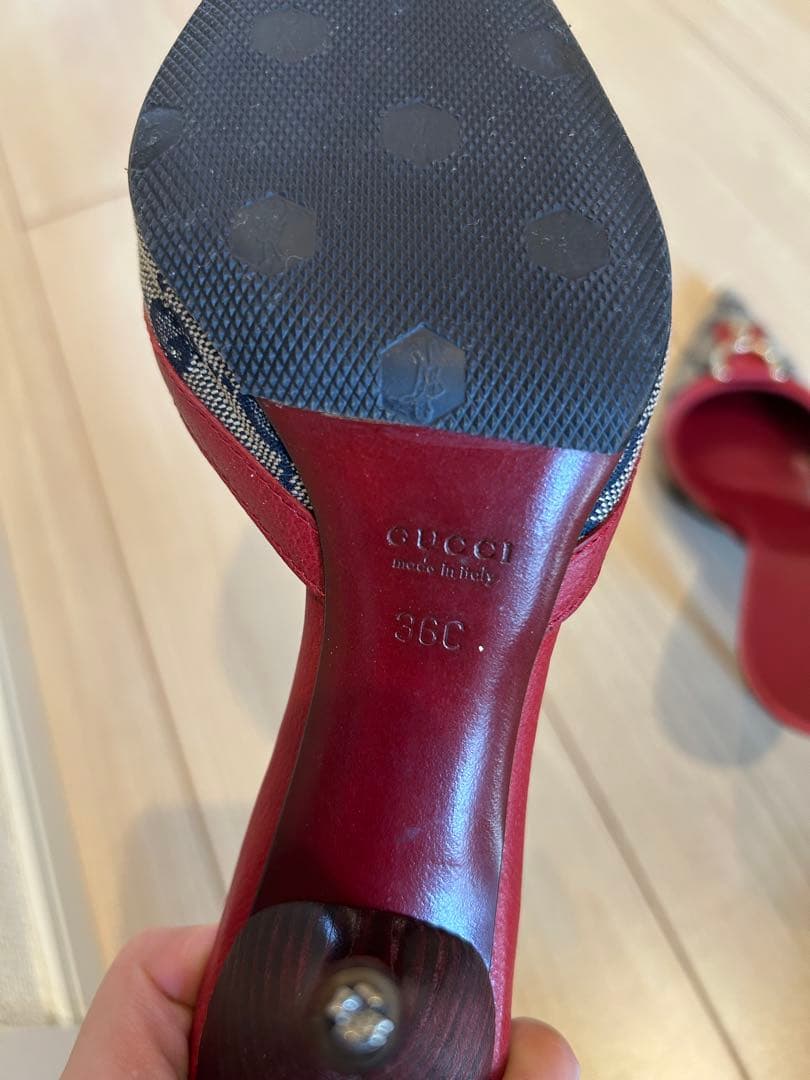 Gucci パンプス