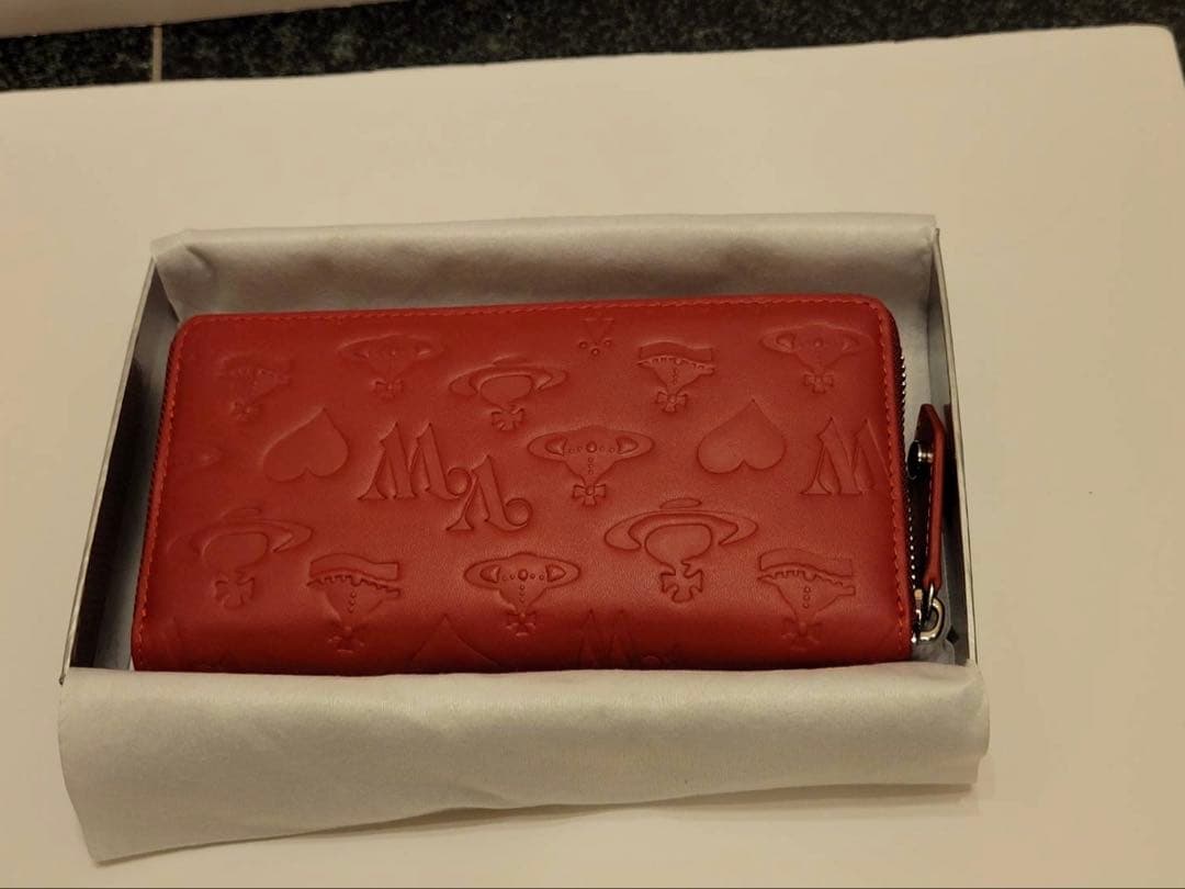 ブランド：Vivienne Westwood 色： バーガンディ