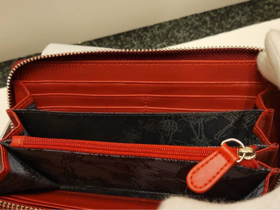 ブランド：Vivienne Westwood 色： バーガンディ