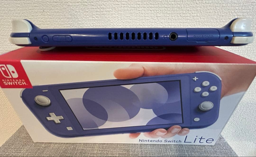 あつまれ どうぶつの森➕任天堂スイッチライト(ブルー)☆本体のみ☆