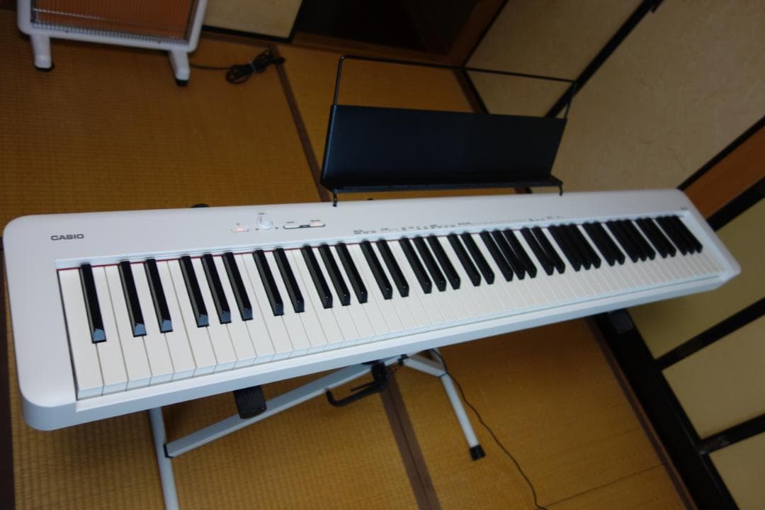 CASIO CDP-S110ホワイト　電子ピアノ