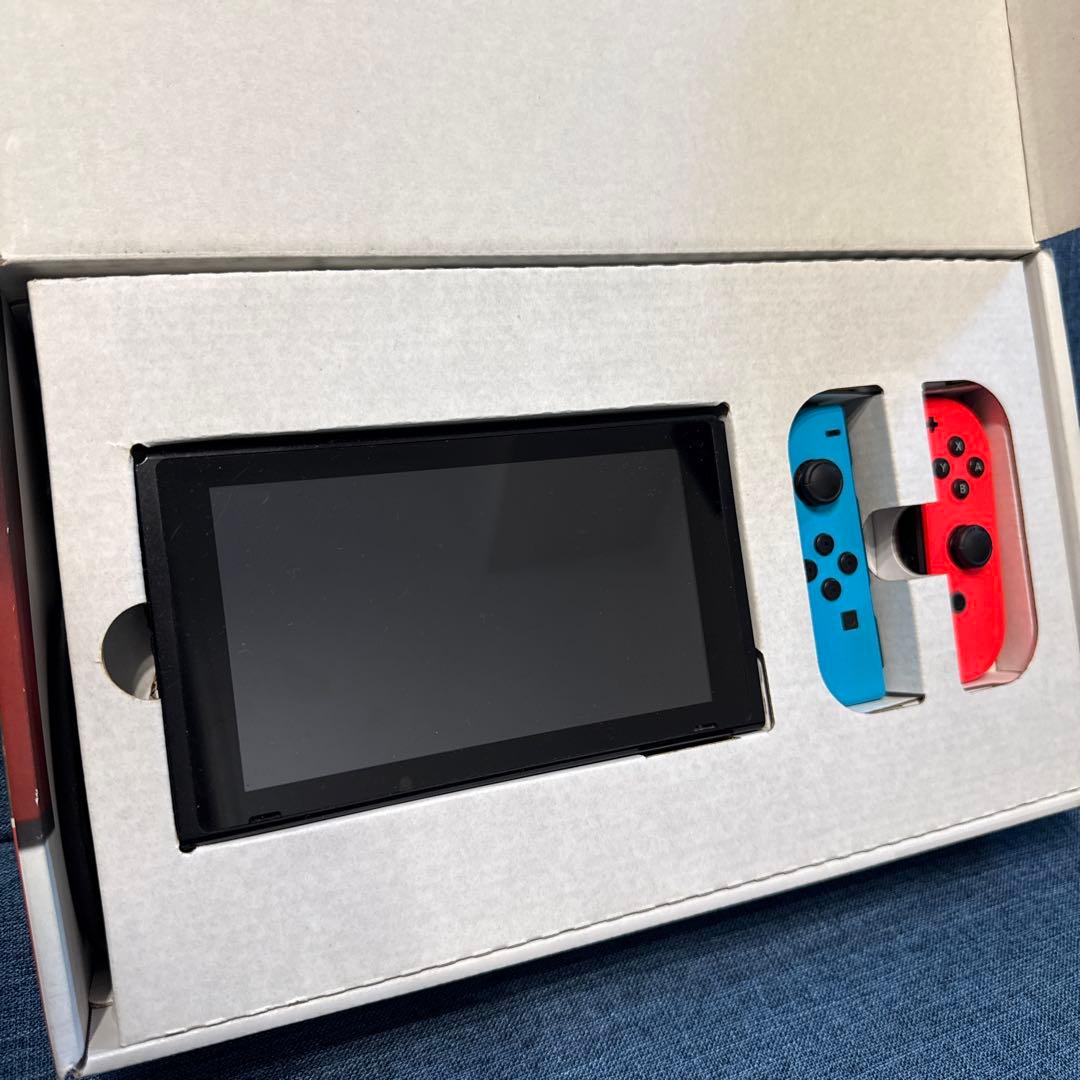 M　Nintendo Switch 本体 青/オレンジ Joy-Con付き