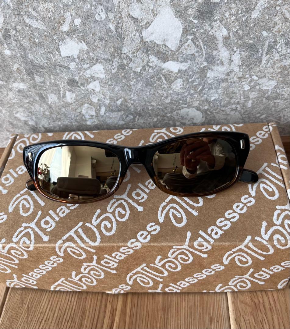 stussu マイケルモデル　サングラス