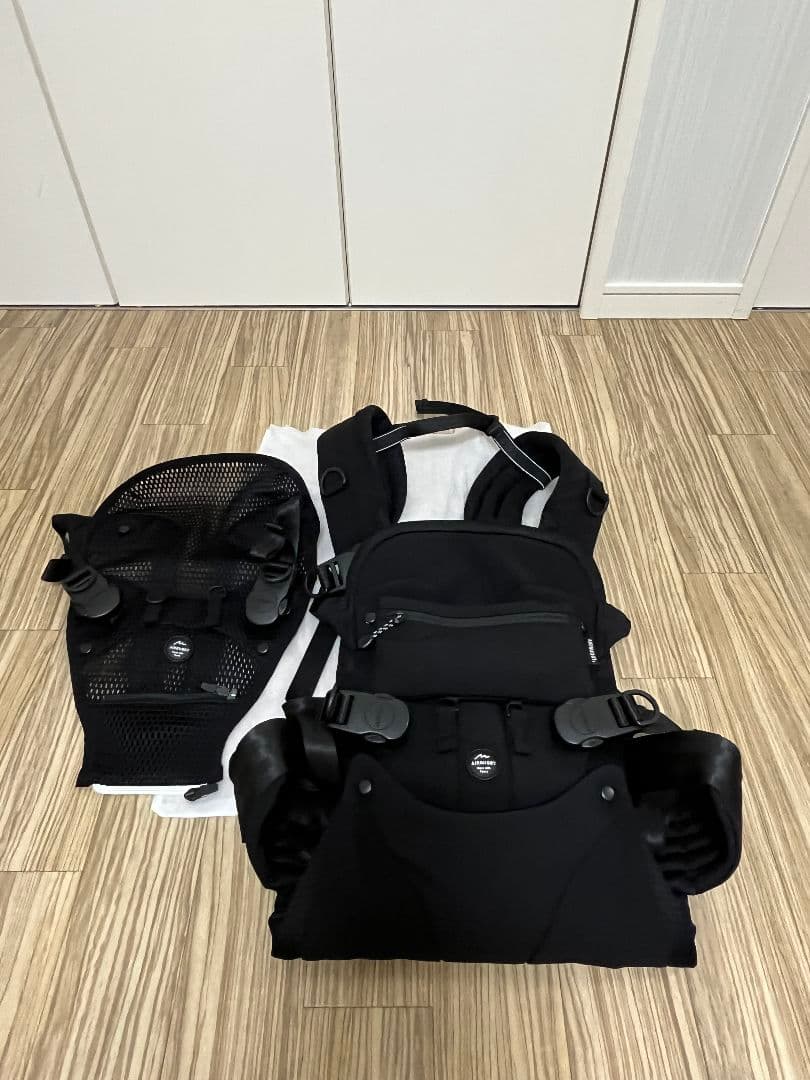 AIRBUGGY（エアバギー）ベビーキャリア ベーシックプラス ブラック