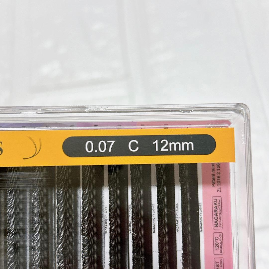 ✨つけまつげ 太さ0.07 C 長さ12mm 4本束 ボリューム 超極細