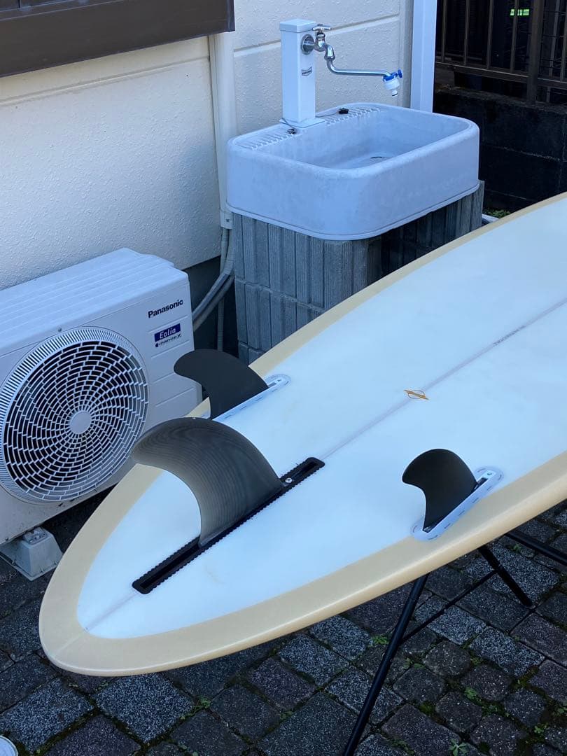 サーフィン・ボディボード FREE AND WAVE RACER 7'2