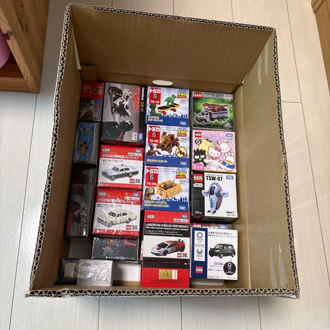 2339.トミカ24箱まとめ売り